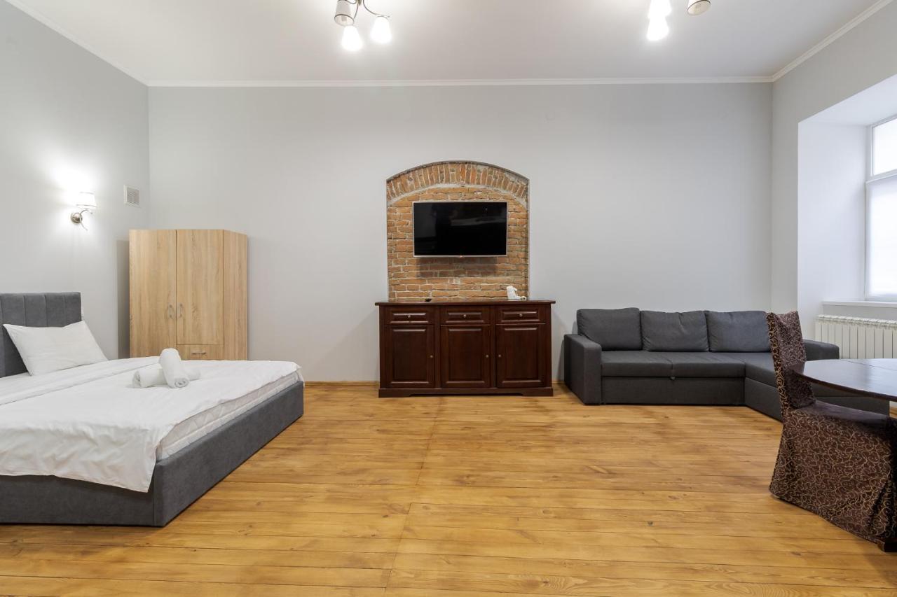 Apartment On Stavropihiiska Street 3 Львов Экстерьер фото