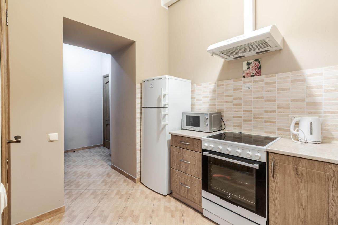 Apartment On Stavropihiiska Street 3 Львов Экстерьер фото