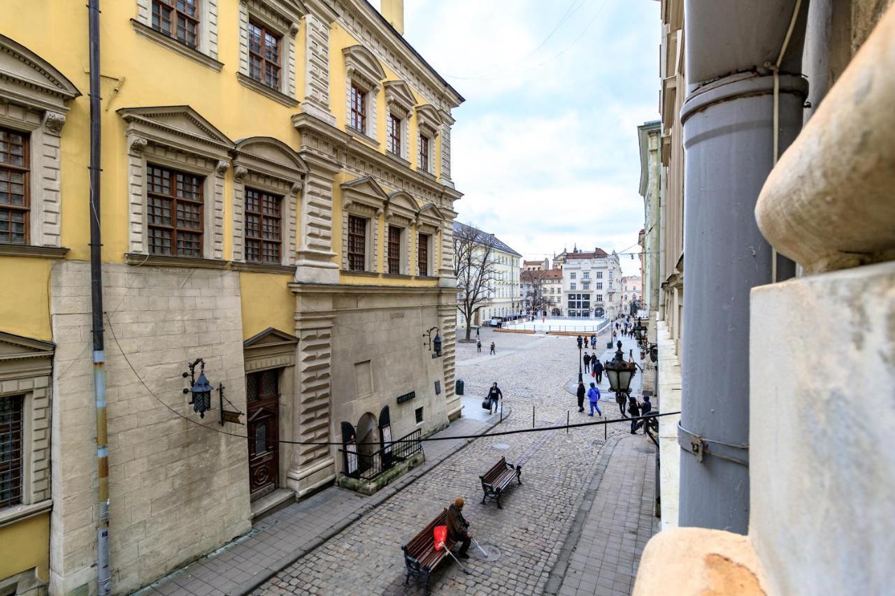 Apartment On Stavropihiiska Street 3 Львов Экстерьер фото